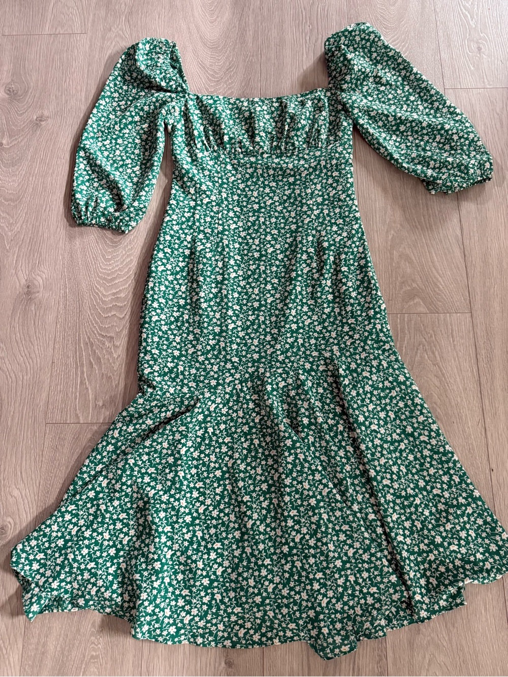 Commense Green Floral Puff-Sleeve Midi Dress